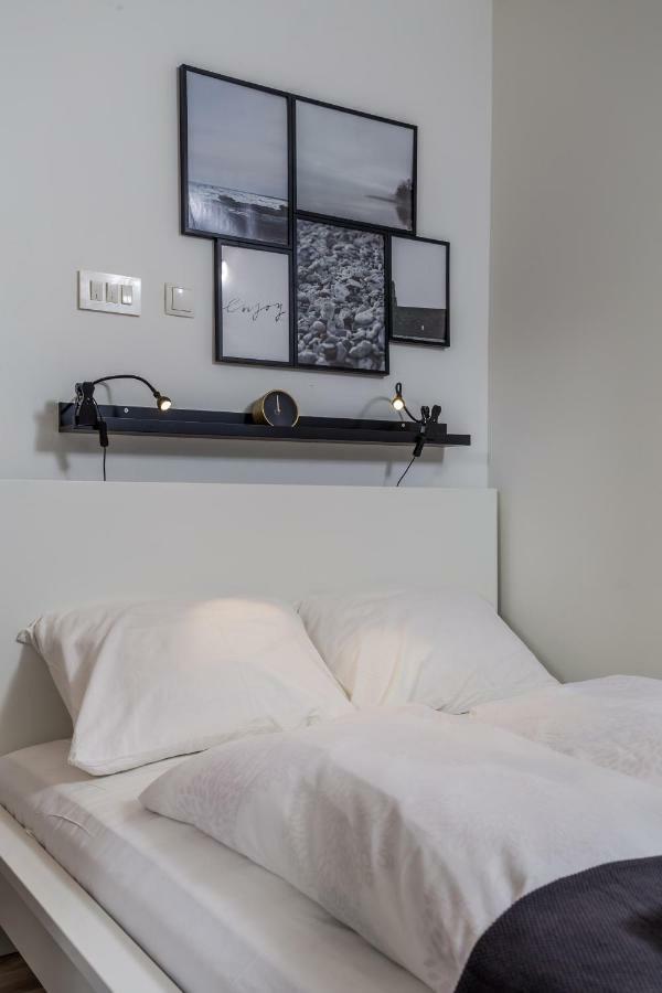 Room Andrea Rijeka Exteriör bild
